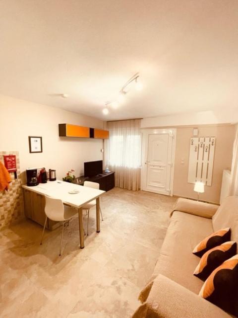 Αpartments Anna Deluxe Lägenhet Kavala Exteriör bild