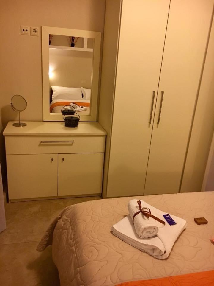 Αpartments Anna Deluxe Lägenhet Kavala Exteriör bild