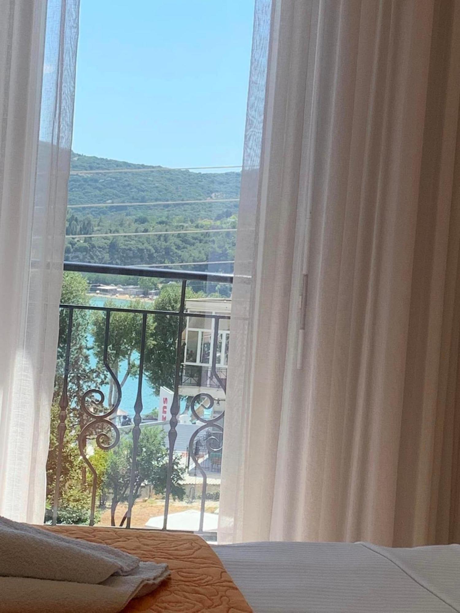 Αpartments Anna Deluxe Lägenhet Kavala Exteriör bild