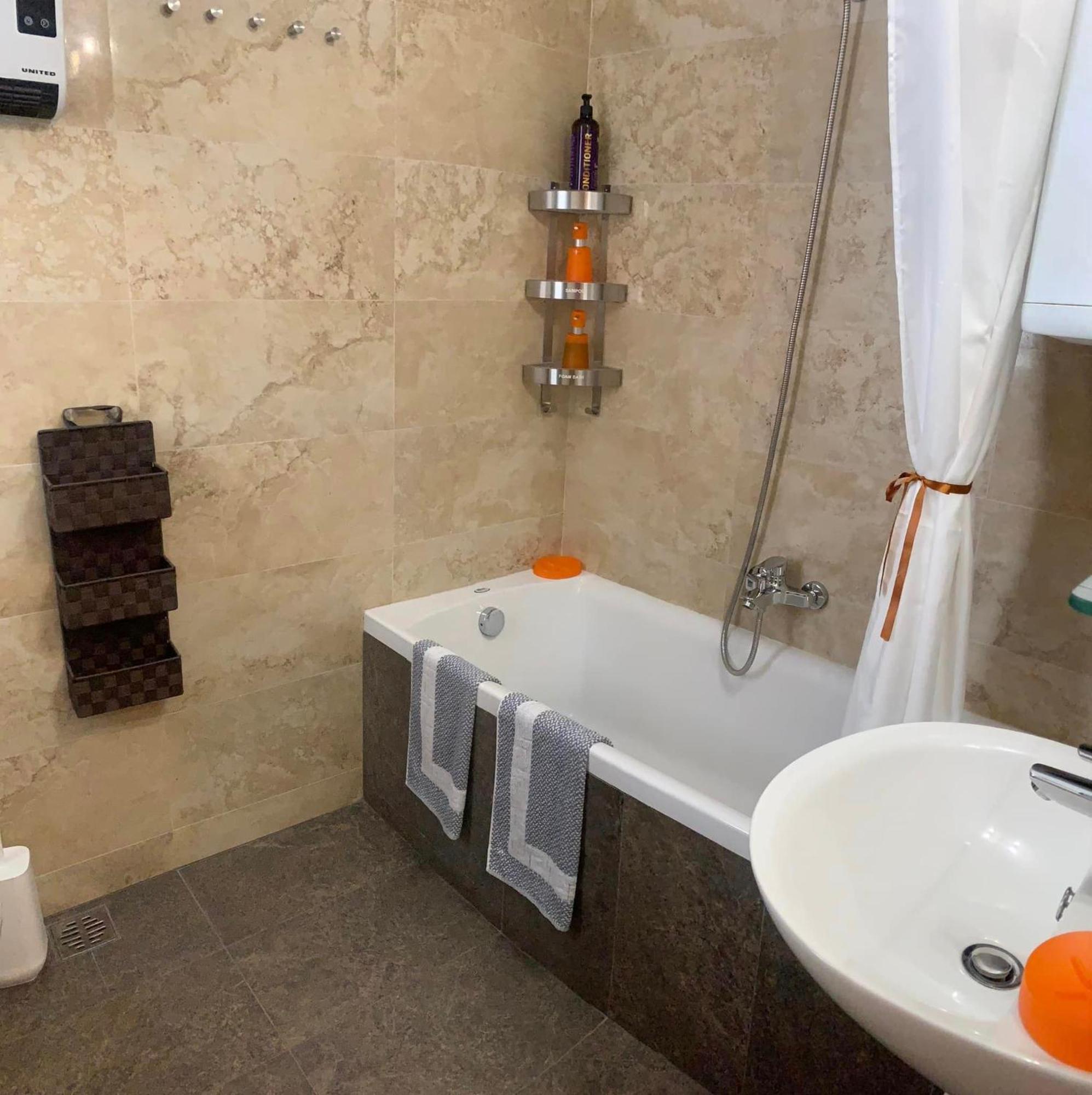 Αpartments Anna Deluxe Lägenhet Kavala Exteriör bild